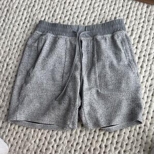 Men's Lululemon Gray Drawstring Knit Shorts